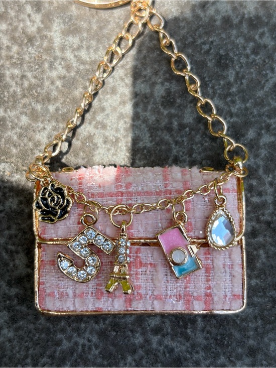 The Unbranded Brand Handbags - Pink Tweed Chain Charm Shoulder Bag